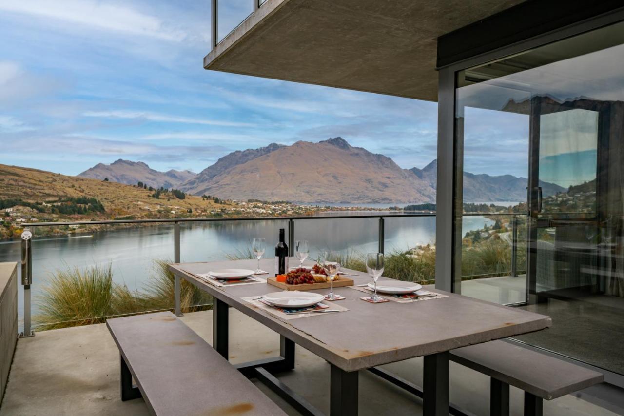 Lakeview Retreat - Queenstown Holiday Home Εξωτερικό φωτογραφία